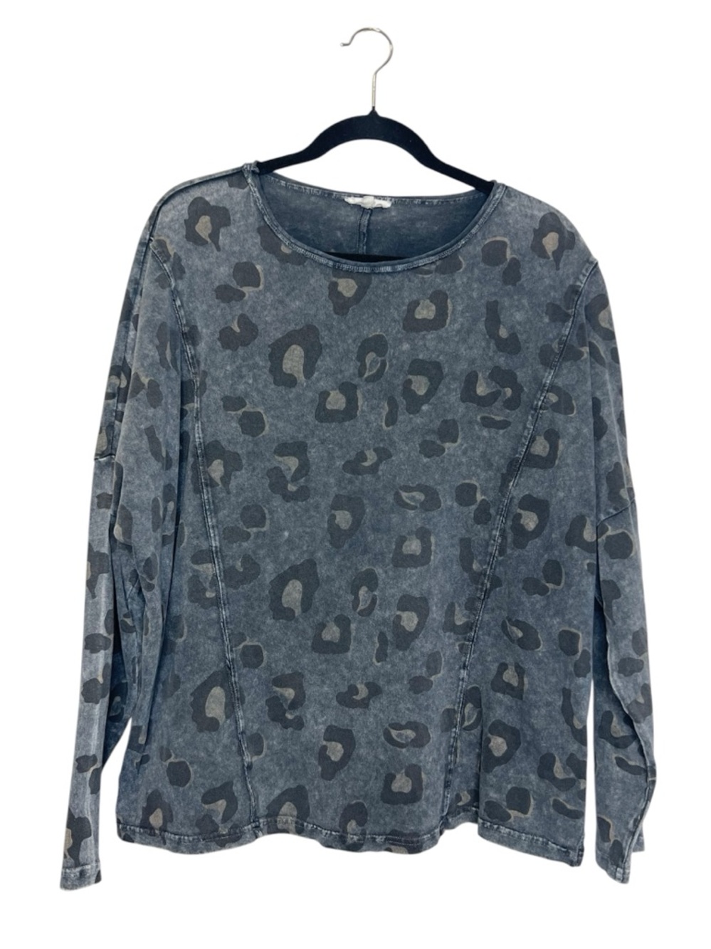 EASEL 100% Cotton Mineral Washed Gray Leopard print long sleeve Slouchy Tee